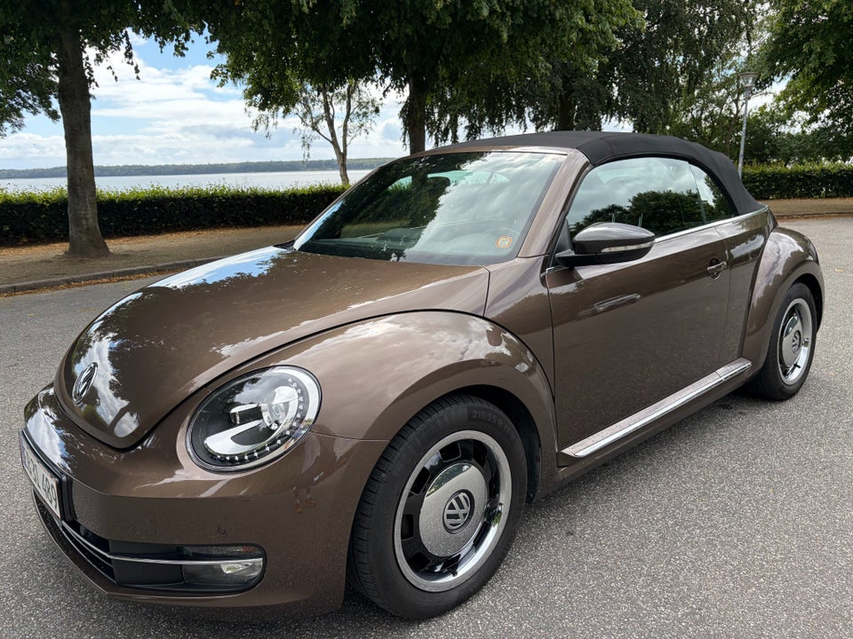 VW The Beetle 1,2 TSi 105 Design Cabriolet BMT 2d