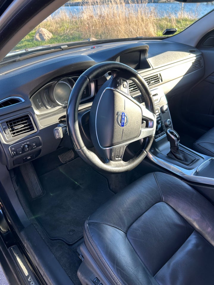 Volvo XC70 2,0 D4 181 Momentum aut. 5d