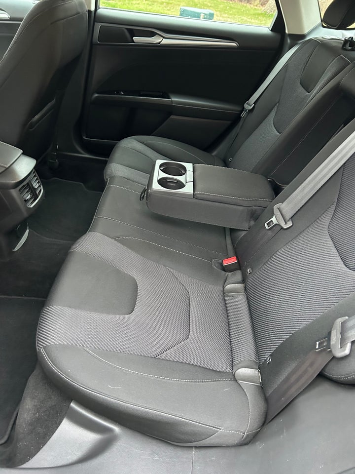 Ford Mondeo 2,0 TDCi 150 Titanium aut. 5d