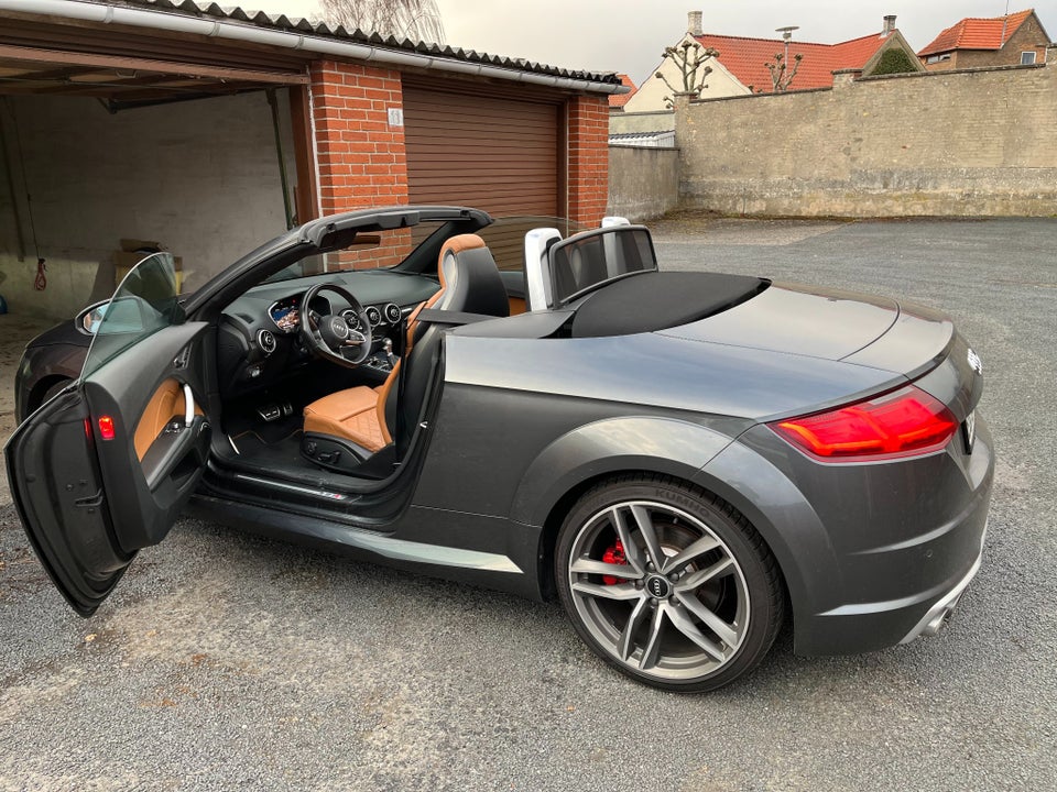 Audi TTS 2,0 TFSi Roadster quattro 2d