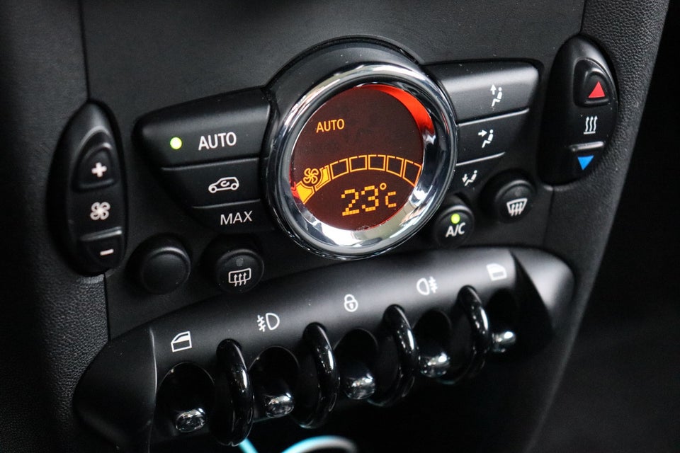 MINI Cooper 1,6 D 3d