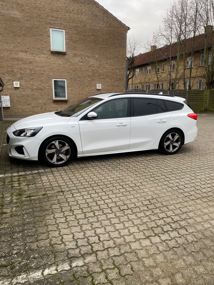 Ford Focus 2,0 EcoBlue ST-Line stc. aut. 5d