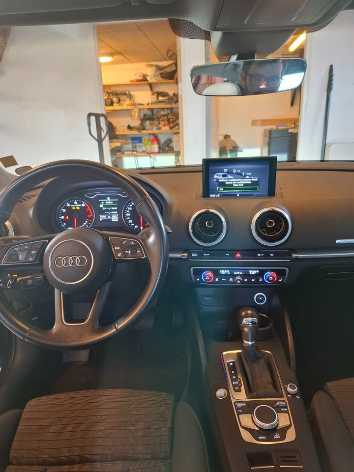 Audi A3 40 TFSi Sport Limited Sportback S-tr. 5d