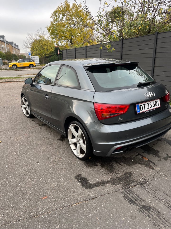 Audi A1 1,4 TFSi 185 Ambition S-line S-tr. 3d