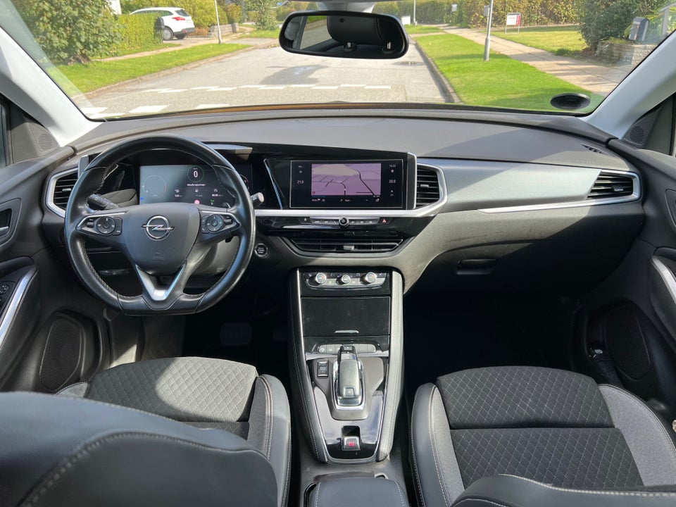 Opel Grandland 1,5 D 130 Elegance aut. 5d