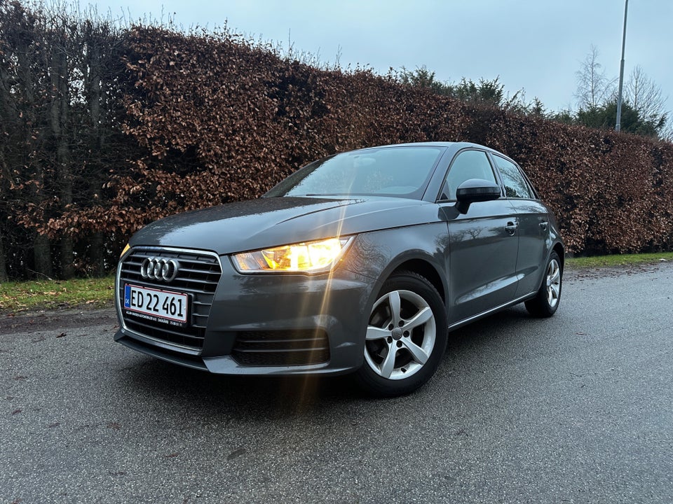 Audi A1 1,0 TFSi 95 Design Sportback 5d