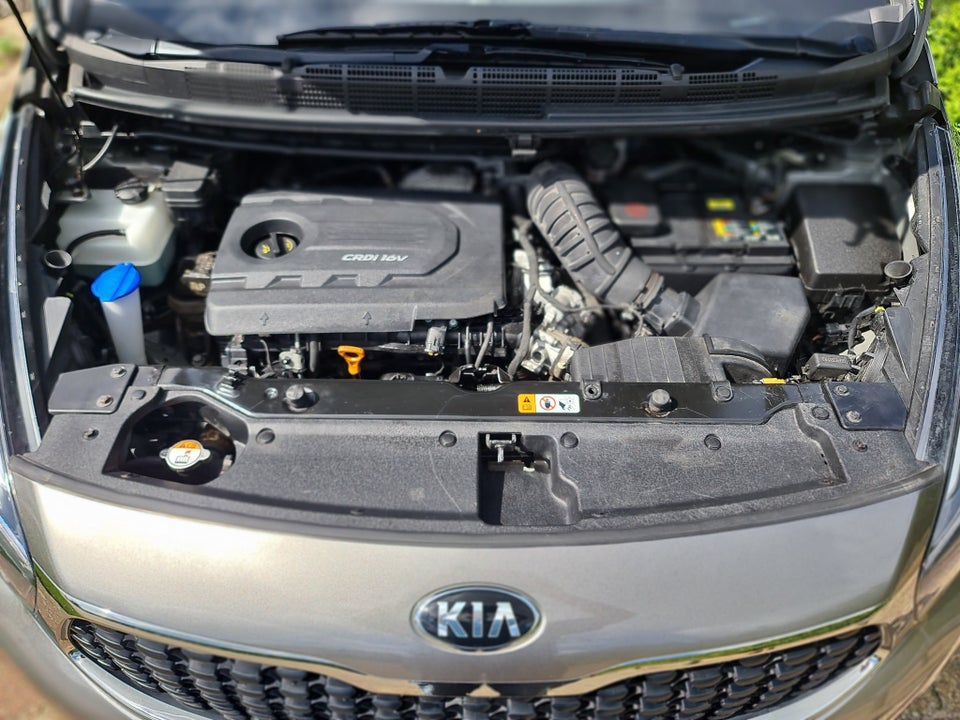 Kia Carens 1,7 CRDi 115 Style 7prs 5d