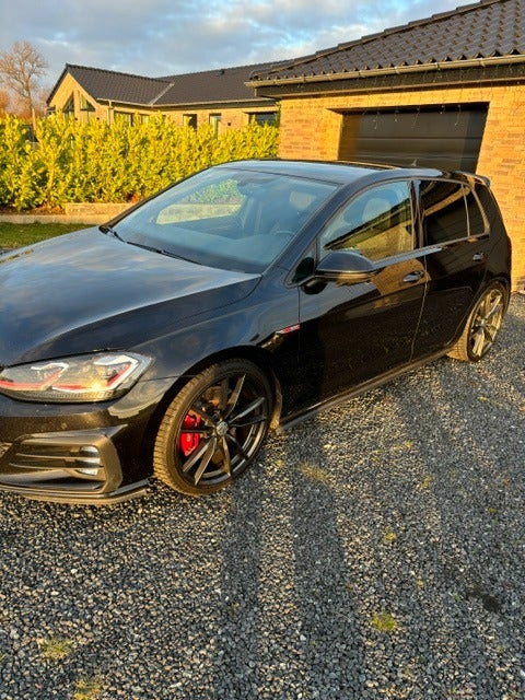 VW Golf VII 2,0 GTi Performance DSG 5d