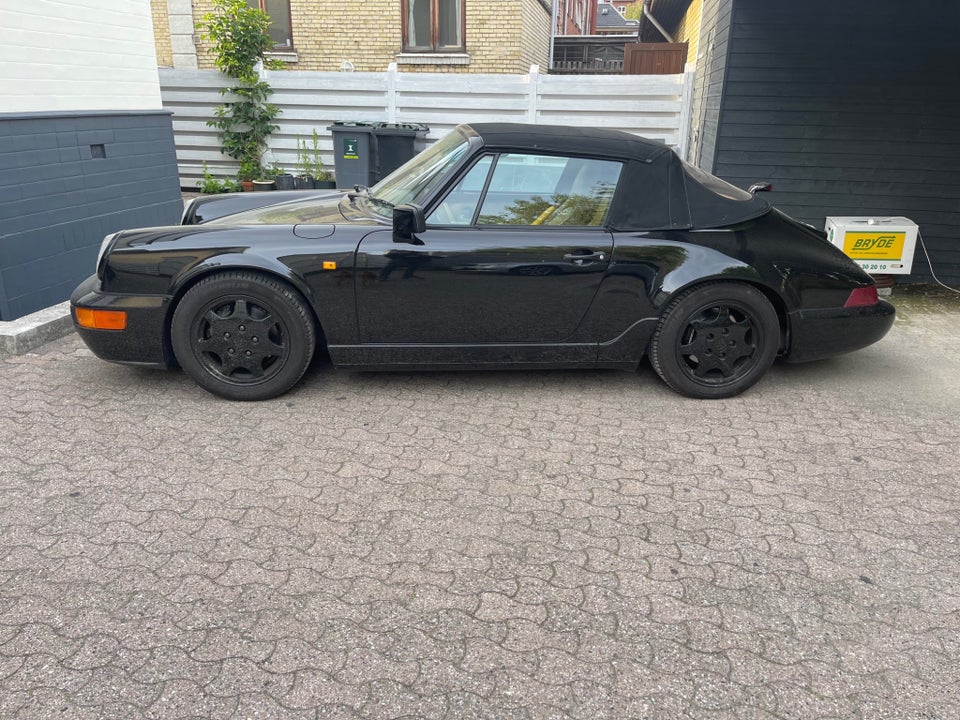 Porsche 911 3,6 Carrera 4 Cabriolet 2d