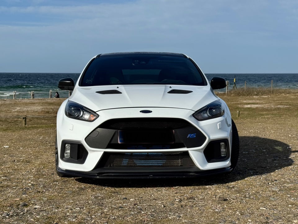 Ford Focus 2,3 SCTi 350 RS 5d