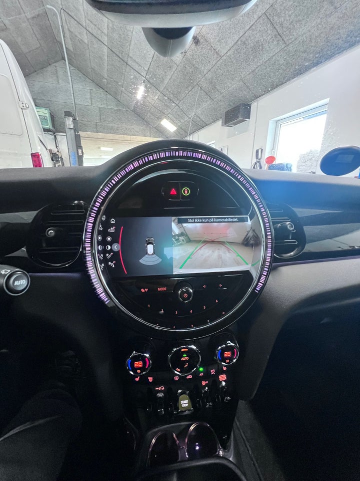 MINI Cooper SE Trim Limited Edition 3d