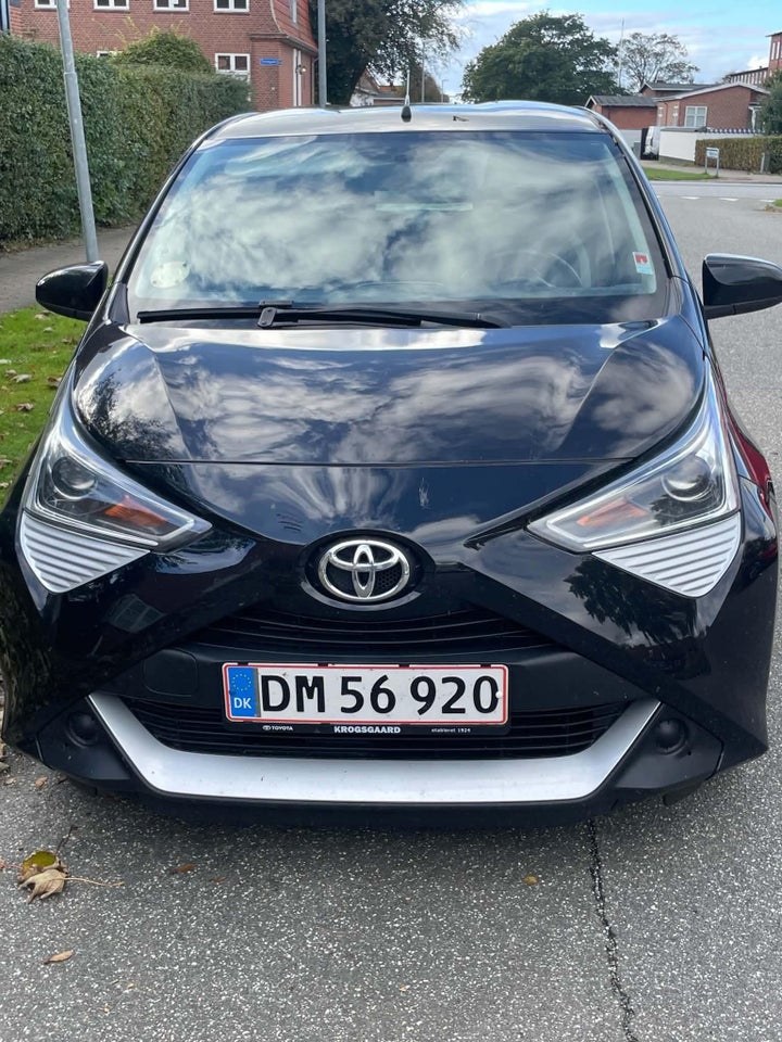 Toyota Aygo 1,0 VVT-i x-plore 5d