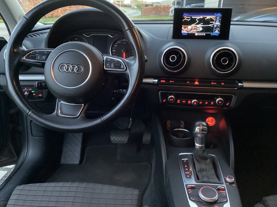 Audi A3 2,0 TDi 150 Ambition Sportback S-tr. 5d