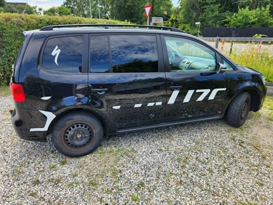 VW Touran 1,6 TDi 105 Comfortline BMT Van 5d