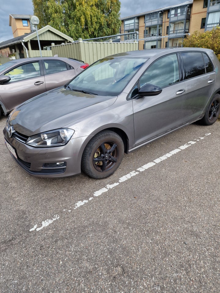 VW Golf VII 1,4 TSi 122 R-line DSG BMT 5d