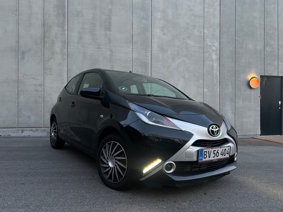 Toyota Aygo 1,0 VVT-i x-cite 5d