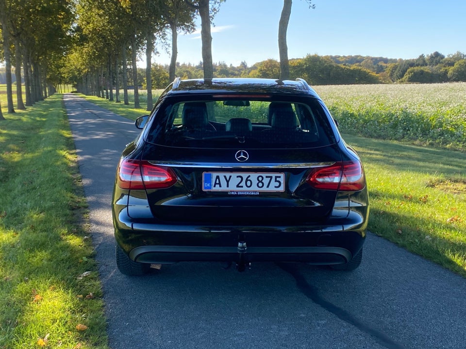 Mercedes C220 2,2 BlueTEC Business stc. aut. 5d