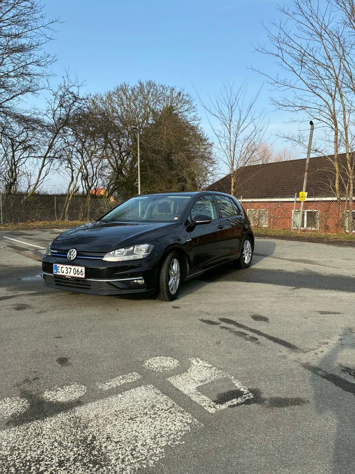 VW Golf VII 1,5 TSi 130 Comfortline Variant 5d
