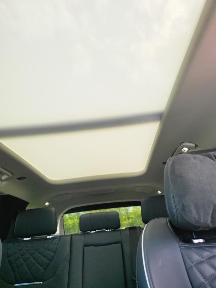 Hongqi E-HS9 99 Premium 5d