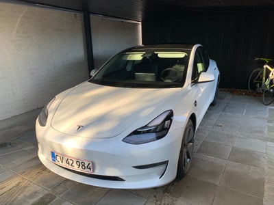 Tesla Model 3  Long Range AWD 4d