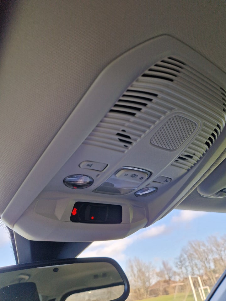 Peugeot 5008 1,2 PureTech 130 Allure 7prs 5d