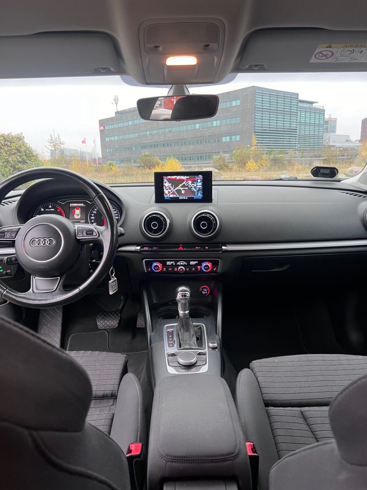 Audi A3 2,0 TDi 150 Ambition S-tr. 4d