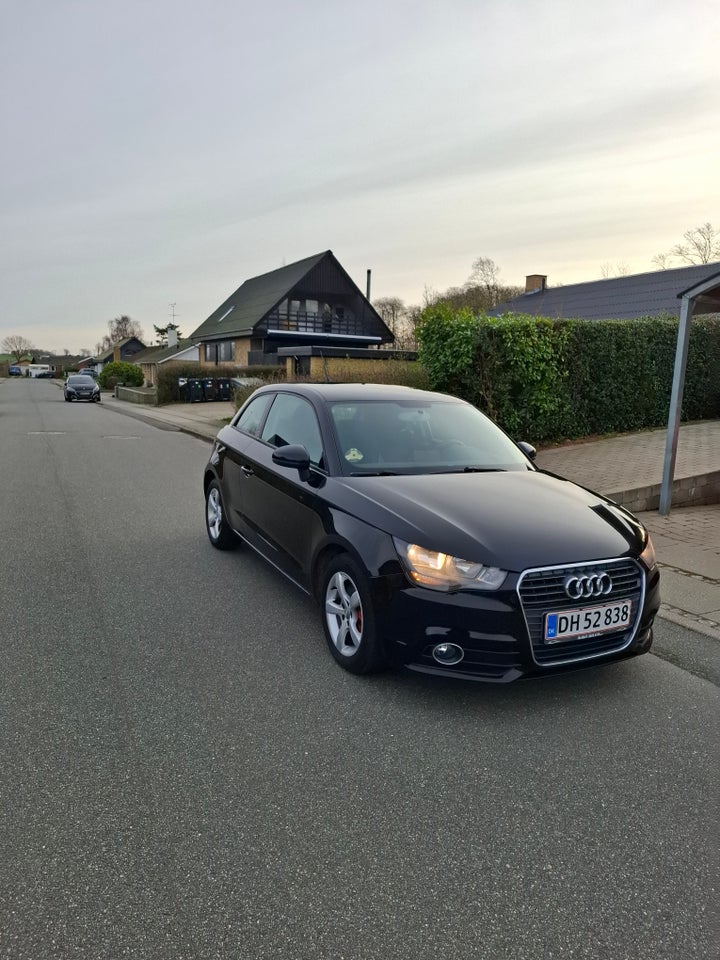 Audi A1 1,6 TDi 105 Ambition 3d