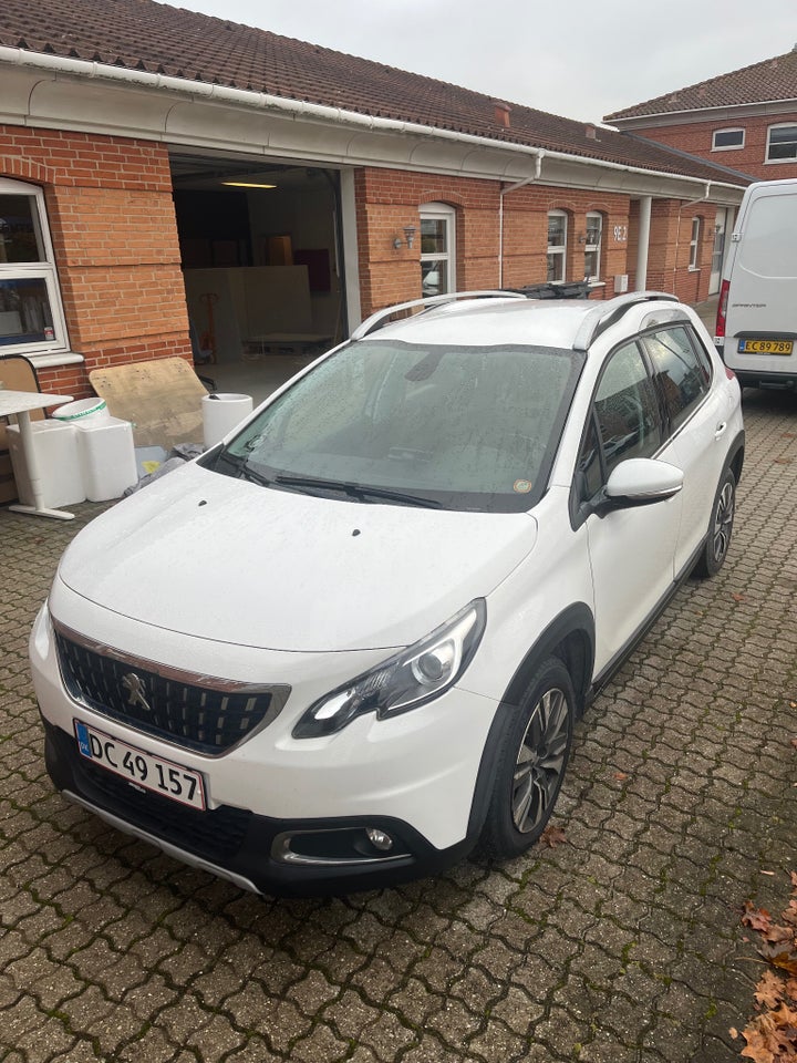 Peugeot 2008 1,2 VTi 82 Allure 5d