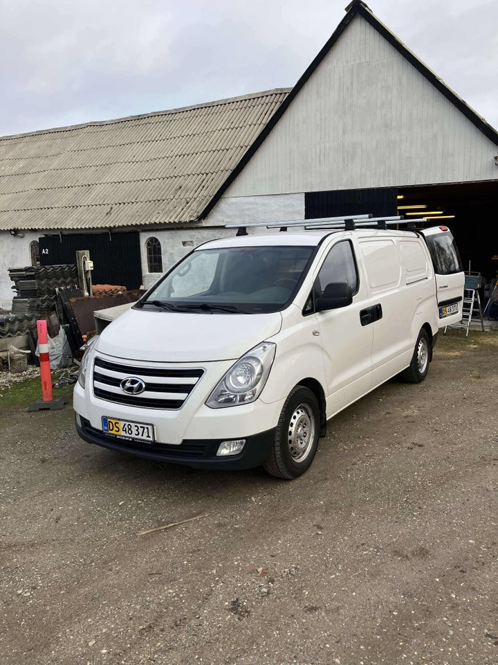 Hyundai H-1 2,5 CRDi 136 Comfort 6d