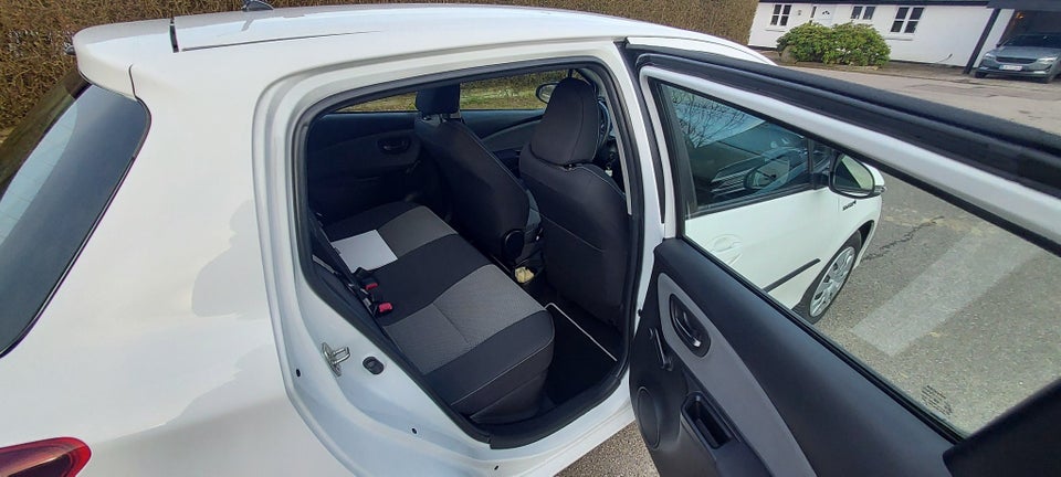 Toyota Yaris 1,5 Hybrid H2 Touch e-CVT 5d