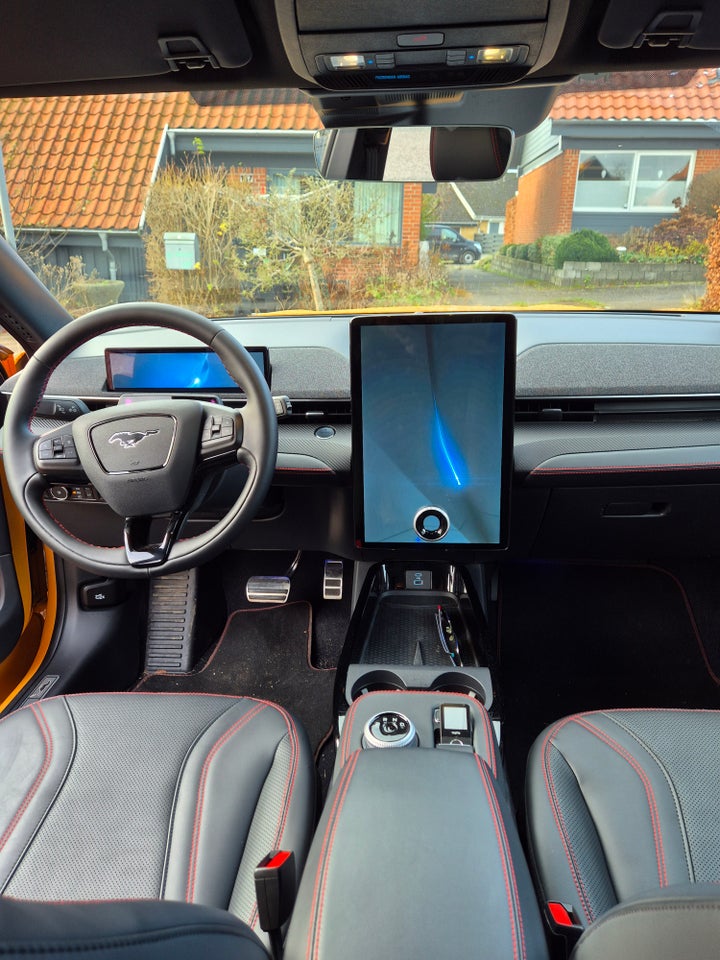 Ford Mustang Mach-E 98 Premium Extended Range 5d