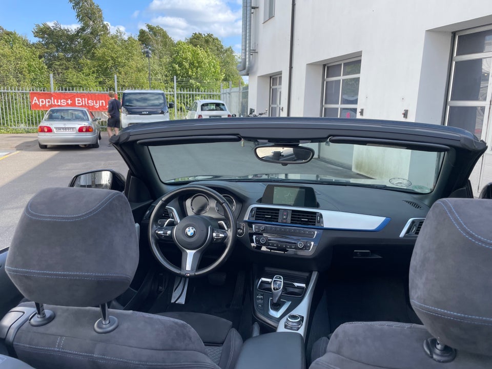 BMW 220i 2,0 Cabriolet M-Sport aut. 2d