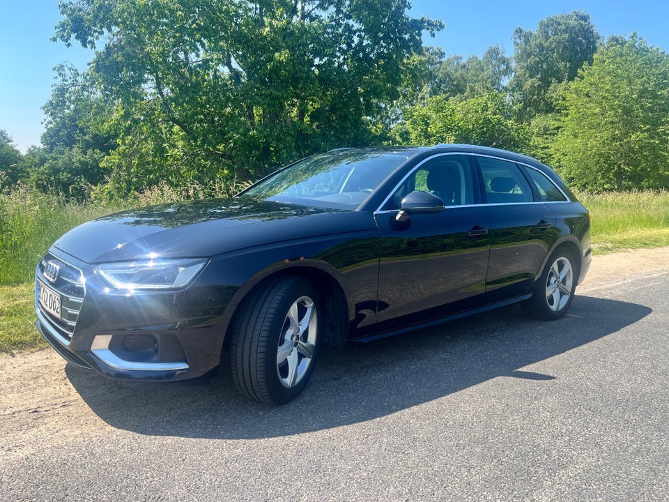 Audi A4 35 TFSi Advanced Avant 5d