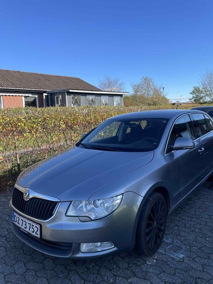 Skoda Superb 1,4 TSi 125 Elegance 5d