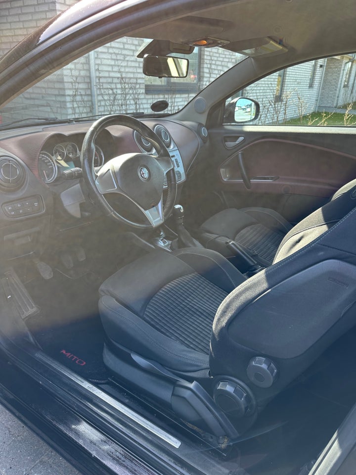 Alfa Romeo MiTo 1,4 TB 155 Progression 3d