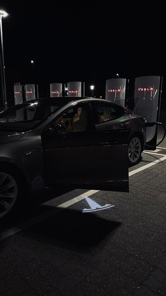 Tesla Model S 70D 5d