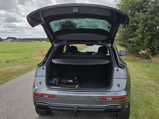 Audi Q5 50 TDi S-line quattro Tiptr. 5d