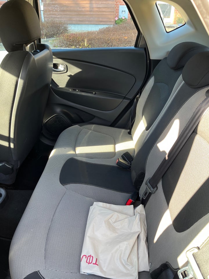 Renault Captur 0,9 TCe 90 Authentique 5d