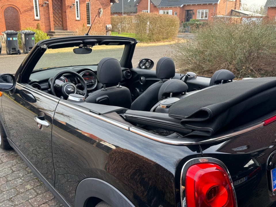 MINI Cooper 1,5 Cabriolet 2d