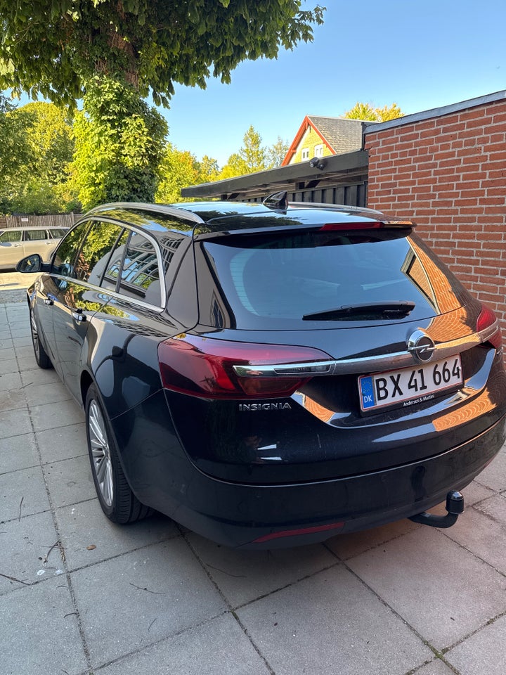 Opel Insignia 1,6 T 170 Cosmo Sports Tourer 5d