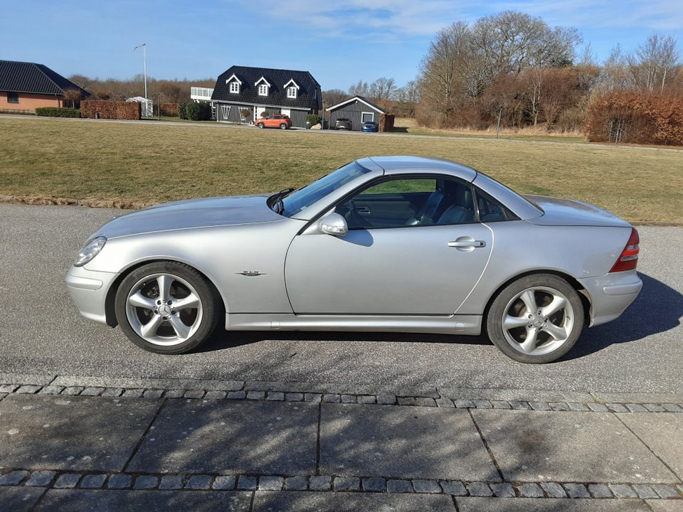 Mercedes SLK230 2,3 Kompressor Final Edition aut. 2d
