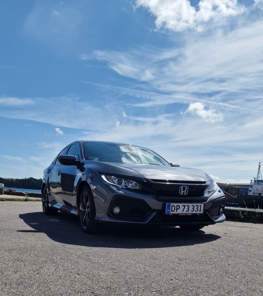 Honda Civic 1,0 VTEC Turbo Elegance 5d