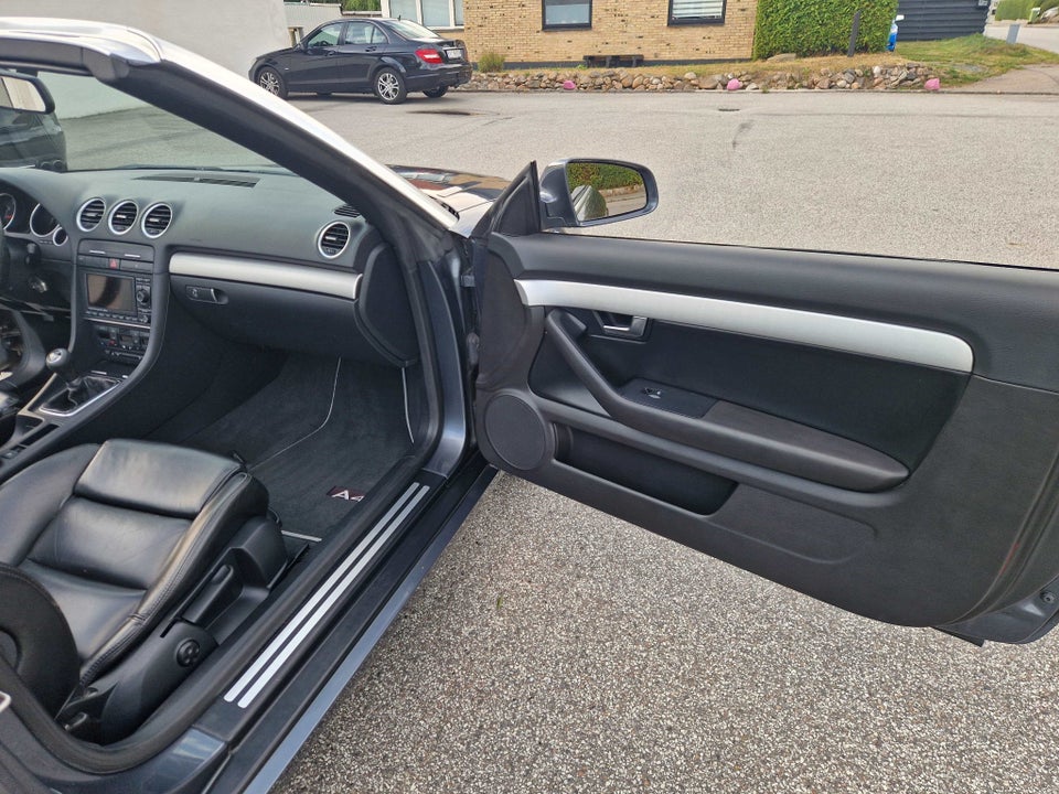 Audi A4 1,8 T 163 Cabriolet 2d
