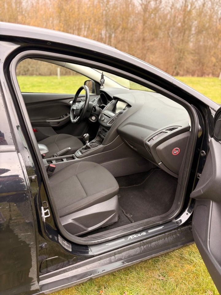 Ford Focus 1,0 SCTi 125 Titanium stc. 5d