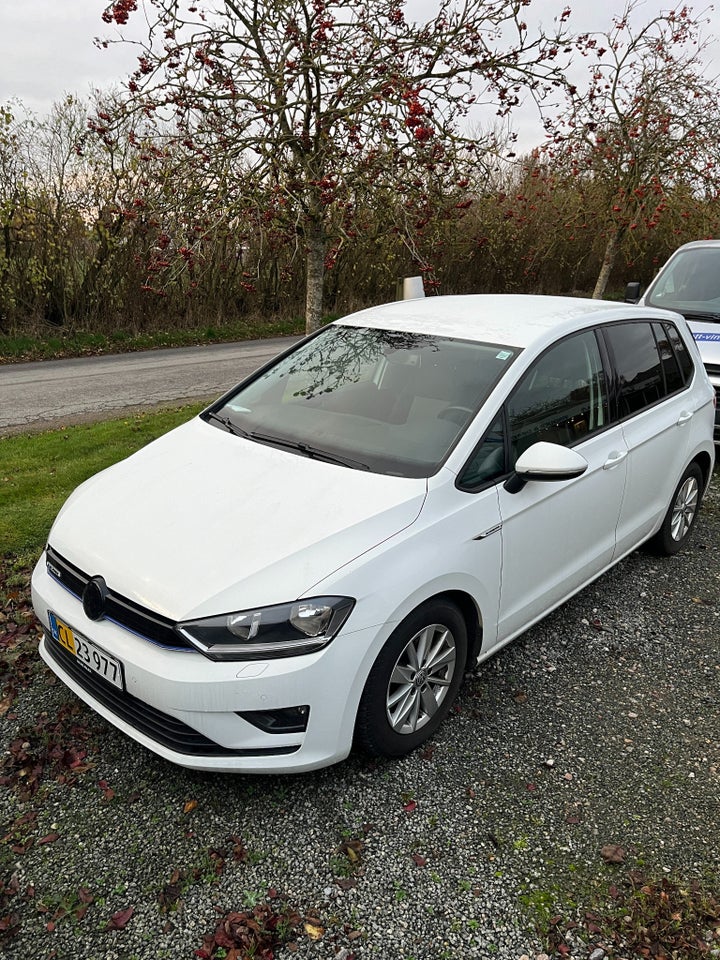 VW Golf Sportsvan 1,6 TDi 110 BlueMotion 5d