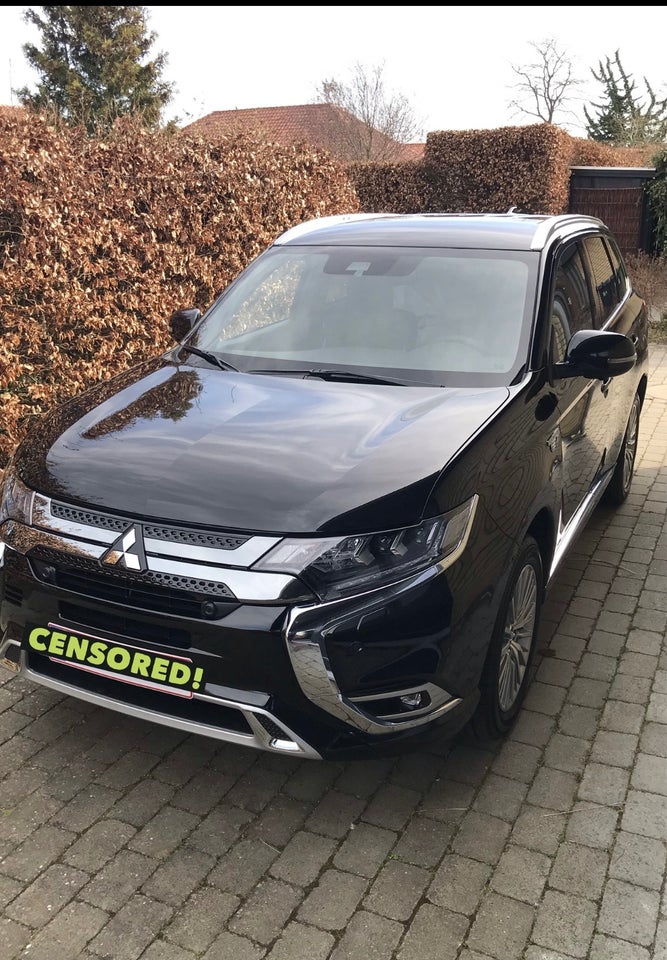 Mitsubishi Outlander 2,4 PHEV Instyle CVT 4WD 5d