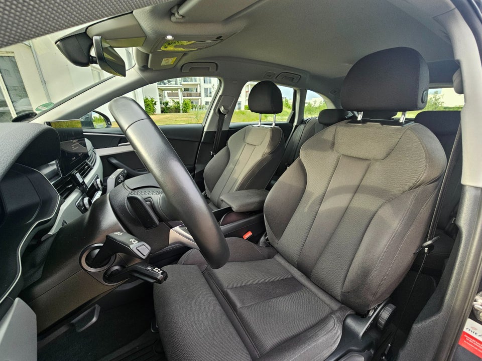 Audi A4 40 TFSi Prestige plus Avant S-tr. 5d