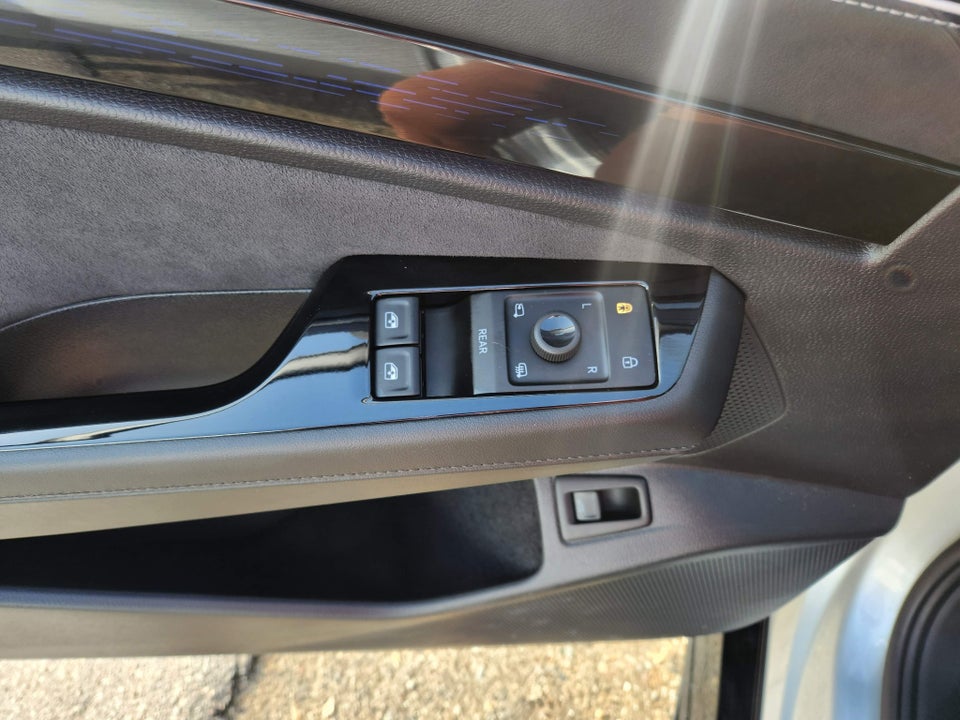 VW ID.7 77 Style+ Tourer 5d