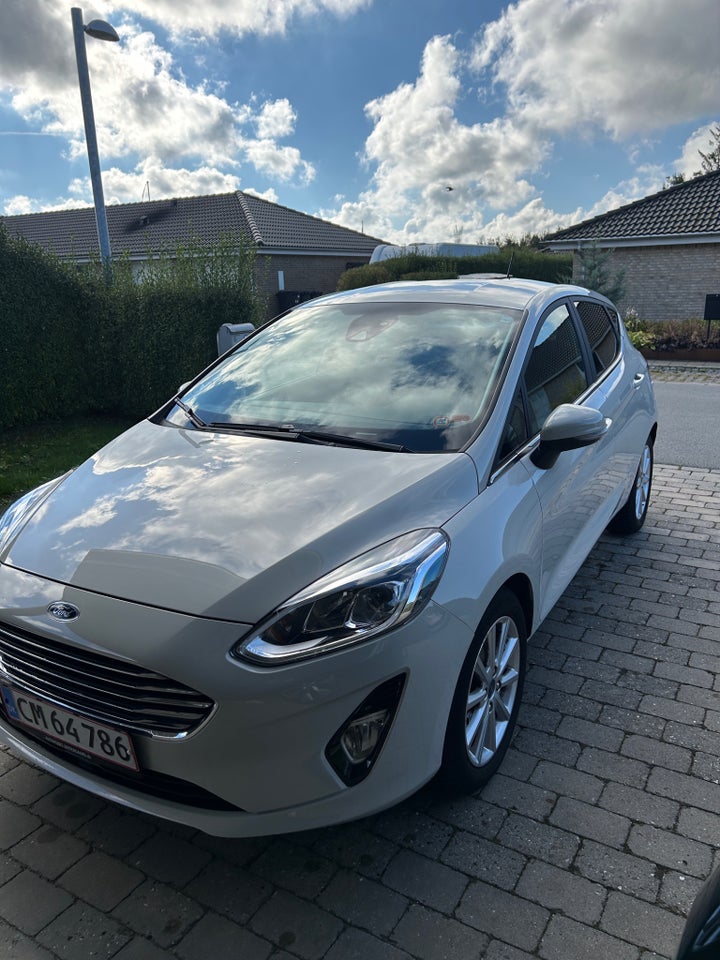 Ford Fiesta 1,0 EcoBoost Titanium 5d