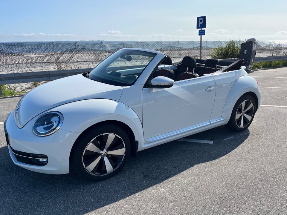 VW The Beetle 1,2 TSi 105 Design Cabriolet BMT 2d